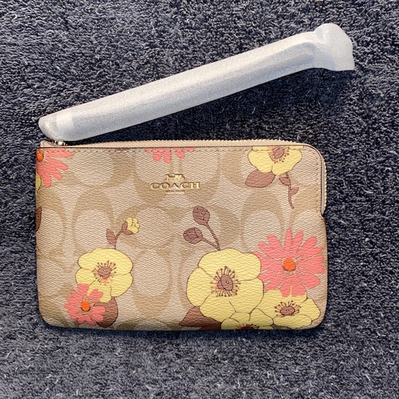 Coach Handbags - NWT Coach C1856 Corner Zip Wristlet Floral Cluster Print Light Khaki Signature